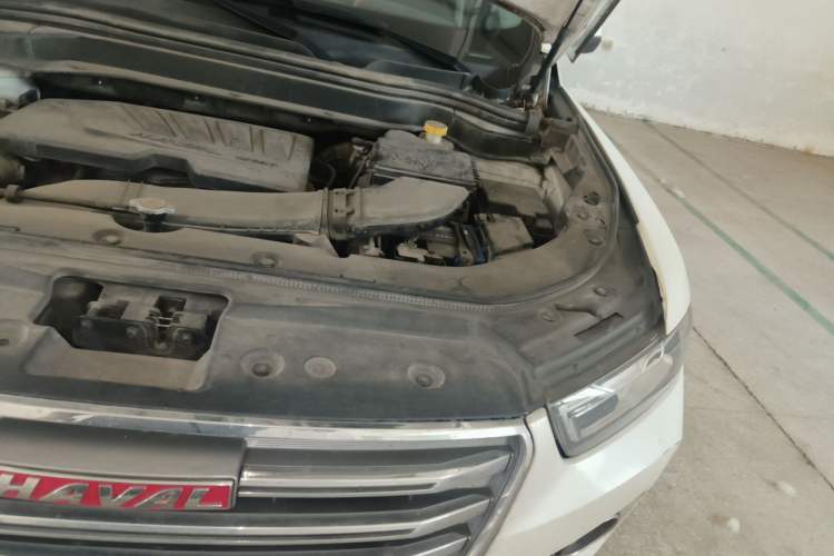 Used Haval H6 2017 Red-Label 1.5T Automatic Two-Wheel Drive Smart Edition Engine Bay Left