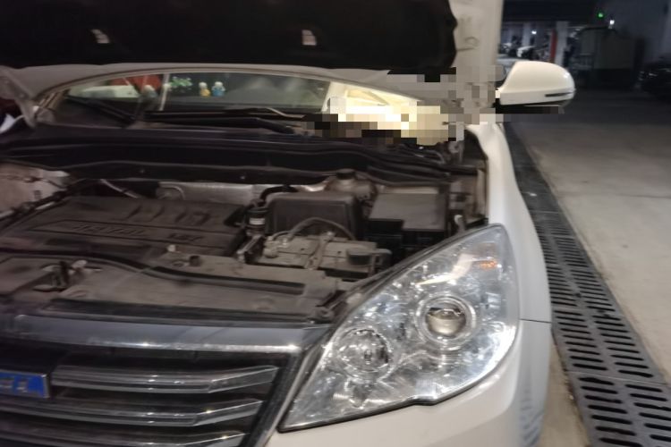 Used Haval H6 2017 Revised Blue-Label Sport Version 1.5T Automatic Two-Wheel Drive Luxury Trim Engine Bay Left