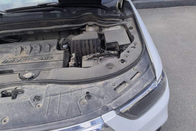 Used Haval H6 2017 Blue Label Sport Edition 1.5T Manual 4x4 Elite Model Engine Bay Left