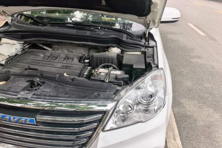 Used Haval H6 2017 Classic Edition 1.5T Automatic Two-Wheel Drive Elite Model Engine Bay Left