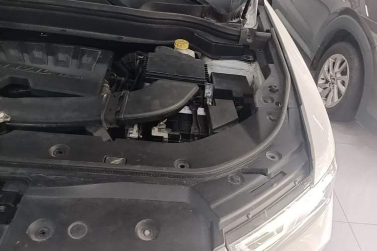 Used Haval H6 2017 Red-Label 1.5T Automatic Two-Wheel Drive Smart Edition Engine Bay Left