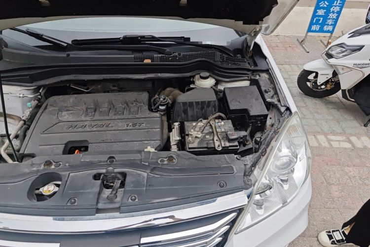 Used Haval H6 2017 Classic Edition 1.5T Automatic Two-Wheel Drive Urban Model Engine Bay Left