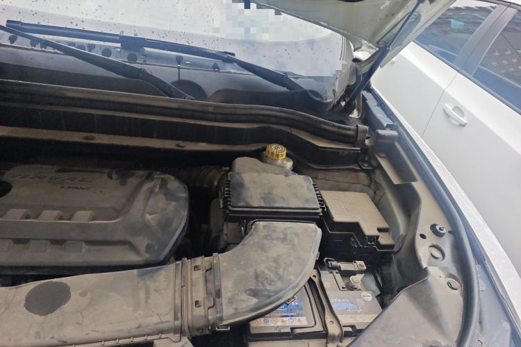 Used Haval H6 2017 Blue Label 2.0T Automatic Two-Wheel Drive Smart Edition Engine Bay Left