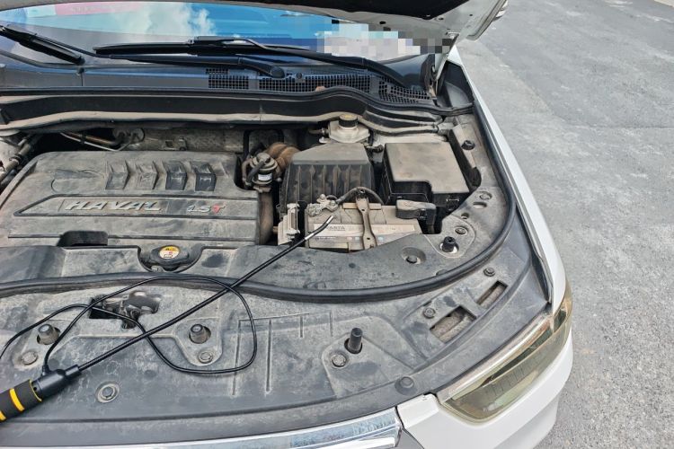 Used Haval H6 2017 Blue Label Sport Edition 1.5T Automatic Two-Wheel Drive Luxury Model Engine Bay Left