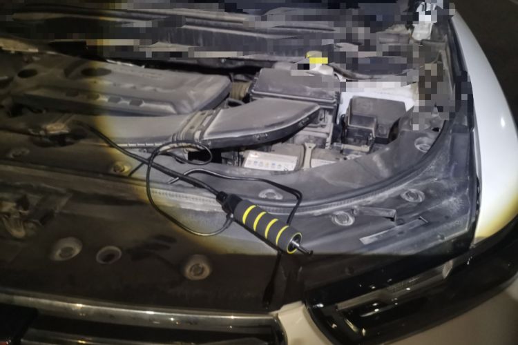 Used Haval H6 2017 Red-Label 2.0T Automatic Two-Wheel Drive Leading Edition Engine Bay Left