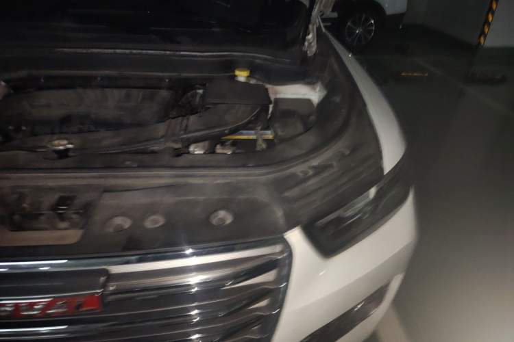 Used Haval H6 2017 Red-Label 1.5T Automatic Two-Wheel Drive Smart Edition Engine Bay Left