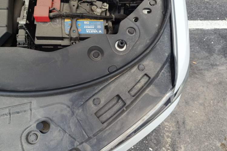 Used Haval H6 2017 Blue Label Sport Edition 1.5T Manual Two-Wheel Drive Elite Model Engine Bay Left