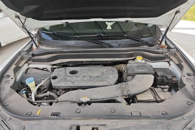 Used Haval H6 2017 Blue Label 2.0T Automatic Two-Wheel Drive Smart Edition Engine Bay