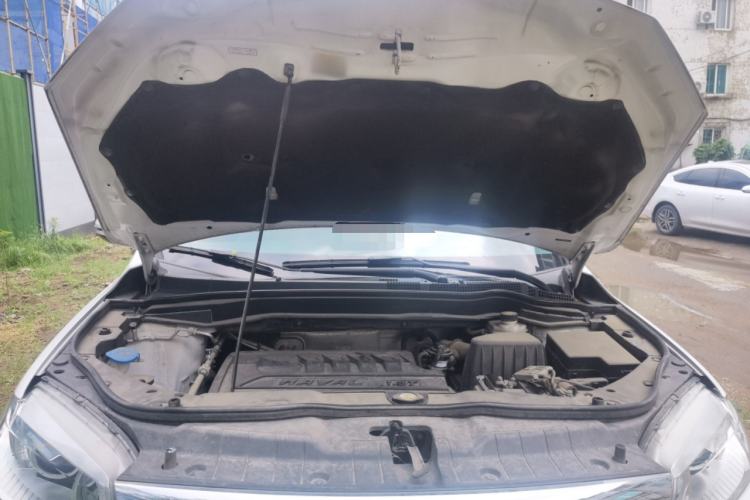 Used Haval H6 2017 Red-Label Sport Edition 1.5T Automatic Two-Wheel Drive Luxury Model Engine Bay