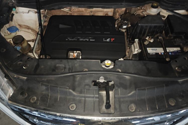 Used Haval H6 2017 Red-Label Sport Edition 1.5T Automatic Two-Wheel Drive Luxury Model Engine Bay