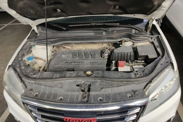 Used Haval H6 2017 Restyled Red-Label Sport Version 1.5T Automatic Two-Wheel Drive Luxury Trim Engine Bay