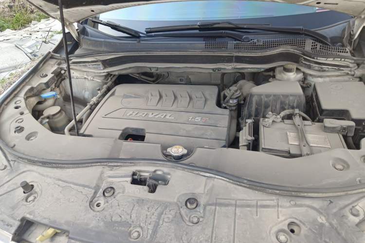 Used Haval H6 2017 Blue Label Sport Edition 1.5T Automatic Two-Wheel Drive Luxury Model Engine Bay