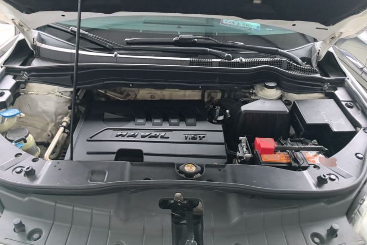 Used Haval H6 2017 Red-Label Sport Edition 1.5T Manual Two-Wheel Drive Elite Model Engine Bay