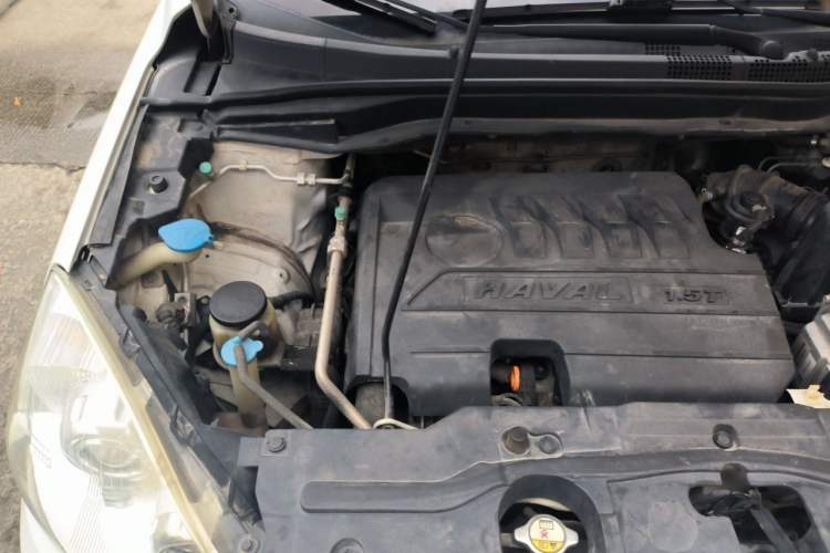 Used Haval H6 2017 Classic Edition 1.5T Automatic Two-Wheel Drive Elite Model Engine Bay Right