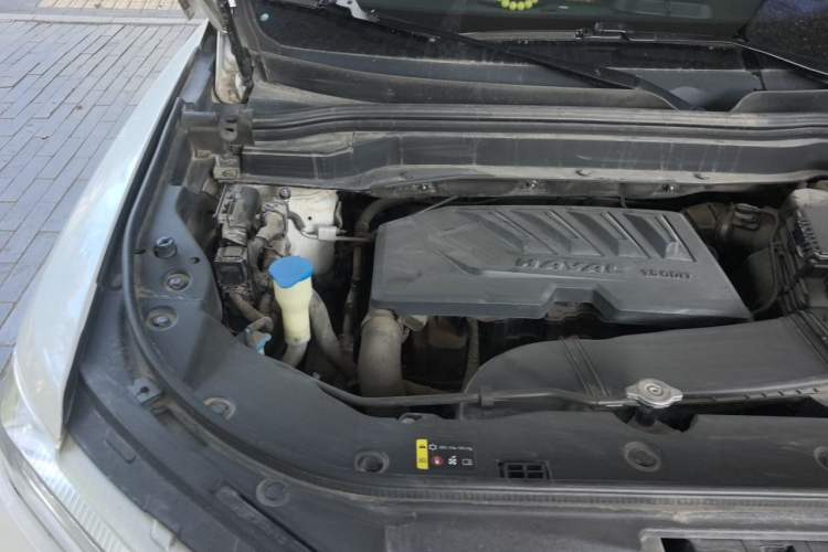 Used Haval H6 2017 Blue Label 1.5T Automatic Two-Wheel Drive ZhiShang Model Engine Bay Right