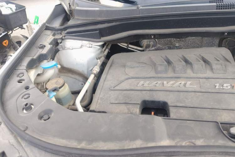 Used Haval H6 2017 Blue Label Sport Edition 1.5T Automatic Two-Wheel Drive Luxury Model Engine Bay Right