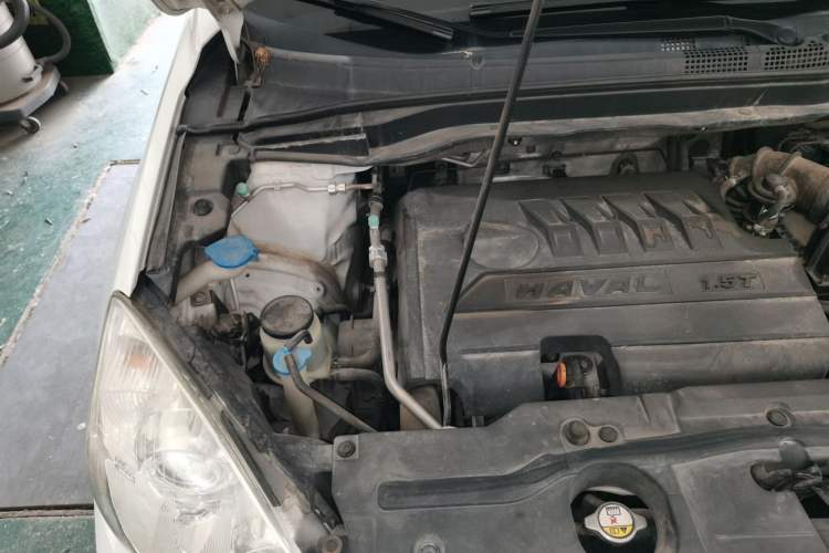 Used Haval H6 2017 Classic Edition 1.5T Automatic Two-Wheel Drive Elite Model Engine Bay Right