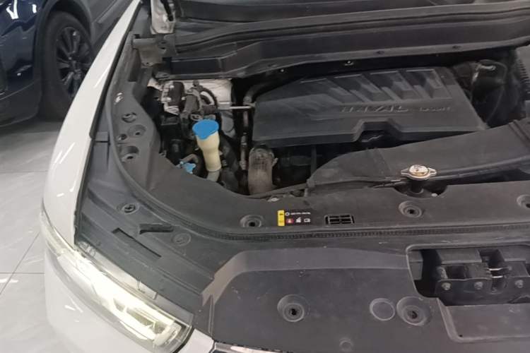 Used Haval H6 2017 Red-Label 1.5T Automatic Two-Wheel Drive Smart Edition Engine Bay Right