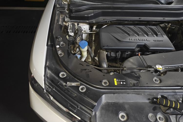 Used Haval H6 2017 Red-Label 1.5T Automatic Two-Wheel Drive Smart Edition Engine Bay Right