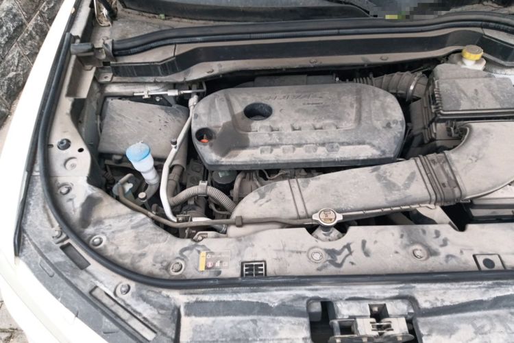 Used Haval H6 2017 Blue Label 2.0T Automatic Two-Wheel Drive Smart Edition Engine Bay Right
