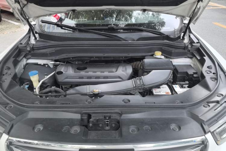 Used Haval H6 2017 Red-Label 2.0T Automatic Two-Wheel Drive Leading Edition Engine Bay