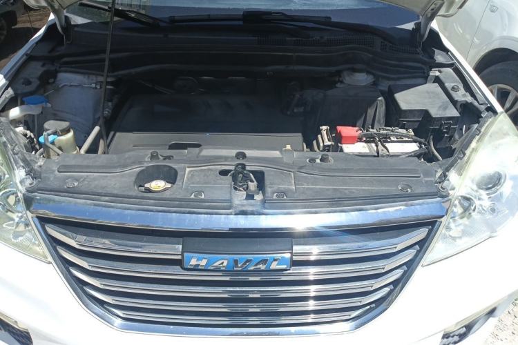 Used Haval H6 2017 Classic Edition 1.5T Manual Two-Wheel Drive Urban Model Engine Bay