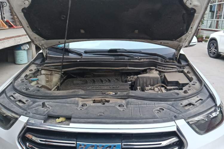 Used Haval H6 2017 Blue Label Sport Edition 1.5T Automatic Two-Wheel Drive Luxury Model Engine Bay