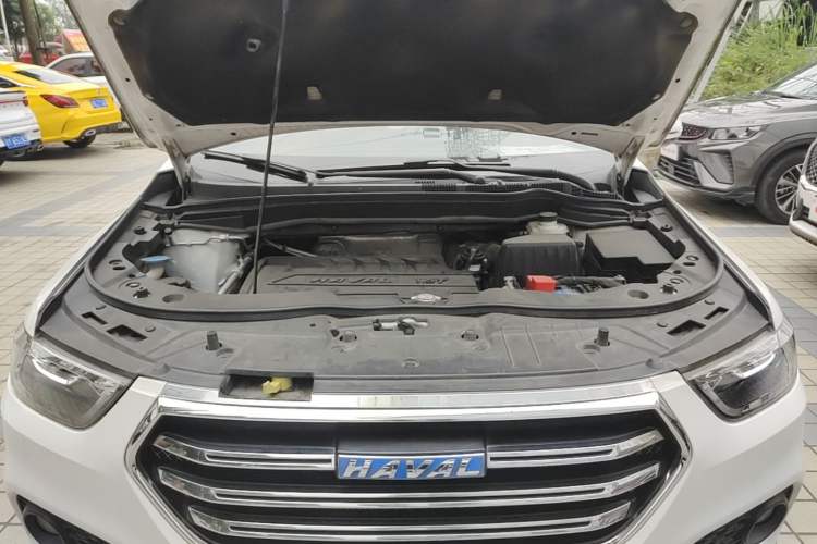 Used Haval H6 2017 Revised Blue-Label Sport Version 1.5T Automatic Two-Wheel Drive Luxury Trim Engine Bay