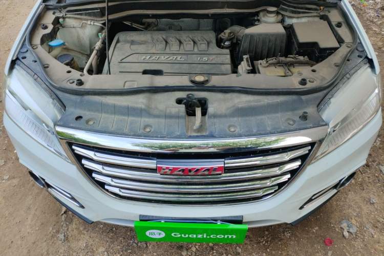 Used Haval H6 2017 Red-Label Sport Edition 1.5T Manual Two-Wheel Drive Elite Model Engine Bay