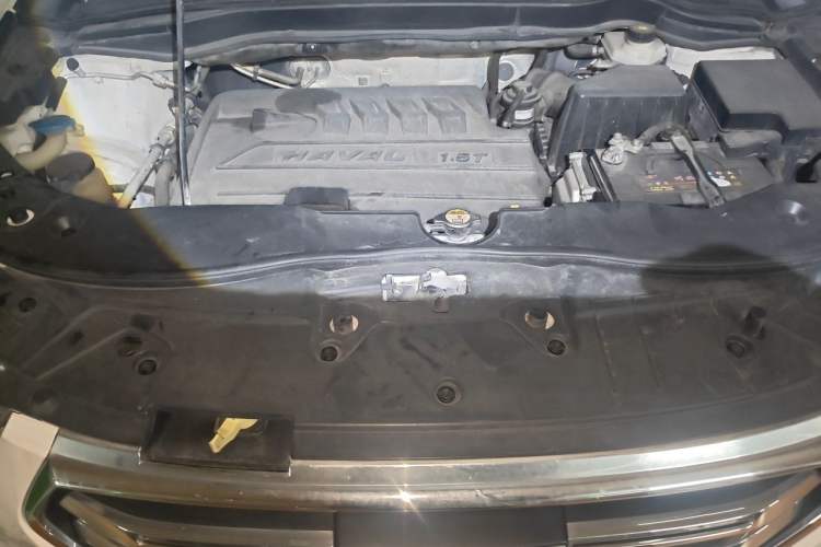 Used Haval H6 2017 Blue Label Sport Edition 1.5T Automatic Two-Wheel Drive Luxury Model Engine Bay