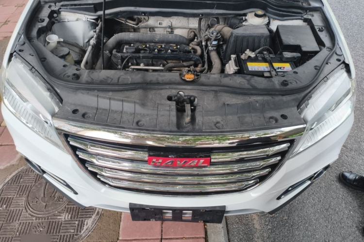 Used Haval H6 2017 Red-Label Sport Edition 1.5T Automatic Two-Wheel Drive Luxury Model Engine Bay