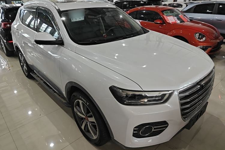 Used Haval H6 2017 Red-Label 1.3T Automatic Two-Wheel Drive ZhiShang Model Exterior 1