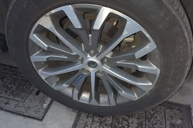 Used Haval H6 2017 Blue Label 1.5T Automatic Two-Wheel Drive ZhiShang Model Exterior 1