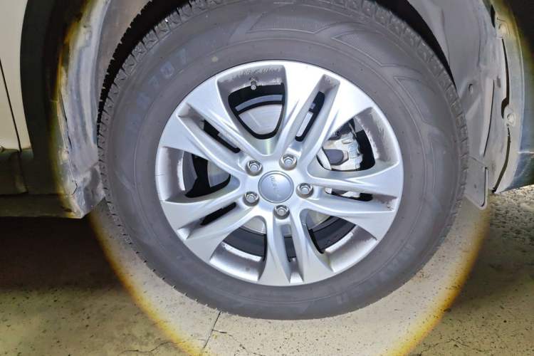 Used Haval H6 2017 Red-Label Sport Edition 1.5T Manual Two-Wheel Drive Elite Model Exterior 1