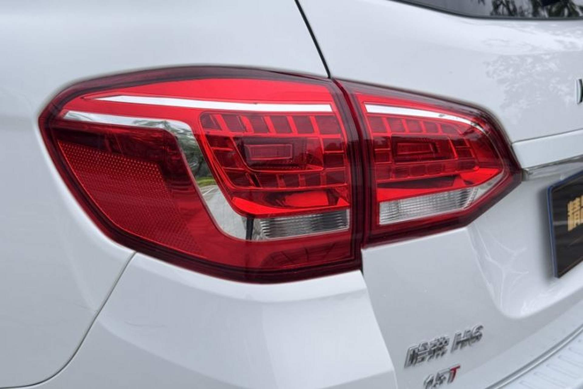 Used Haval H6 2017 Red-Label Sport Edition 1.5T Automatic Two-Wheel Drive Luxury Model Exterior 10
