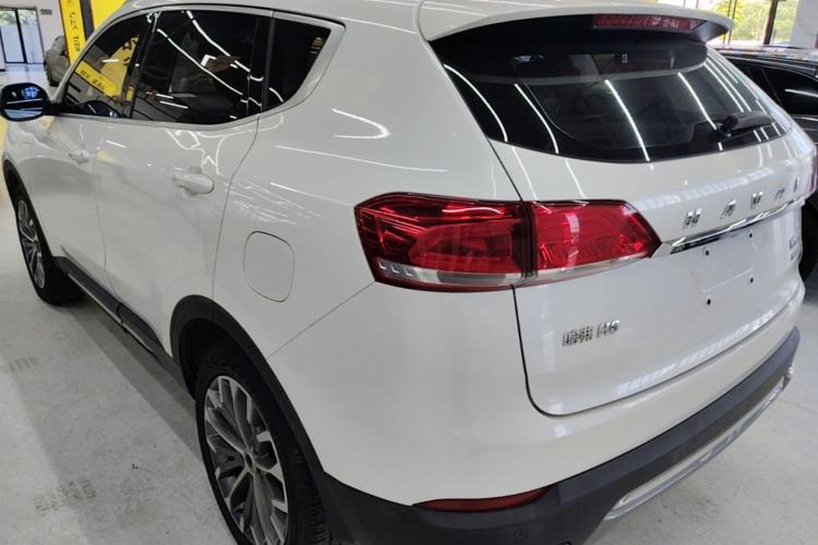 Used Haval H6 2017 Blue Label 2.0T Automatic Two-Wheel Drive Smart Edition Exterior 2