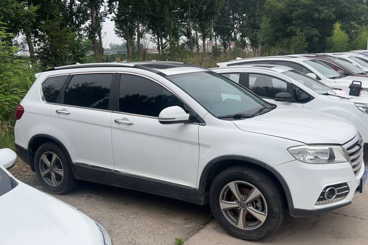 Used Haval H6 2017 Red-Label Sport Edition 1.5T Manual Two-Wheel Drive Elite Model Exterior 2