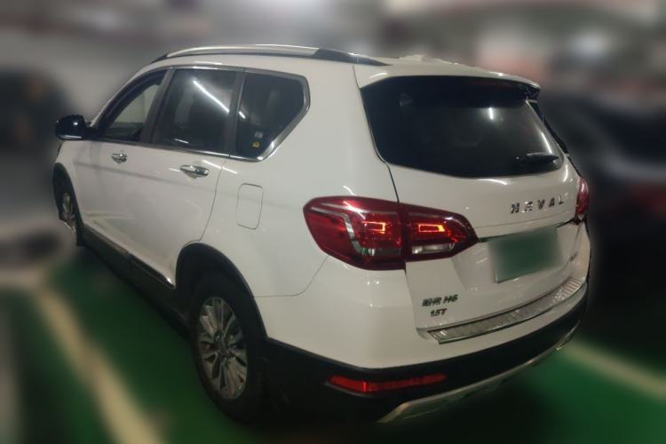 Used Haval H6 2017 Red-Label Sport Edition 1.5T Automatic Two-Wheel Drive Luxury Model Exterior 3