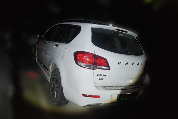 Used Haval H6 2017 Classic Edition 1.5T Automatic Two-Wheel Drive Elite Model Exterior 3