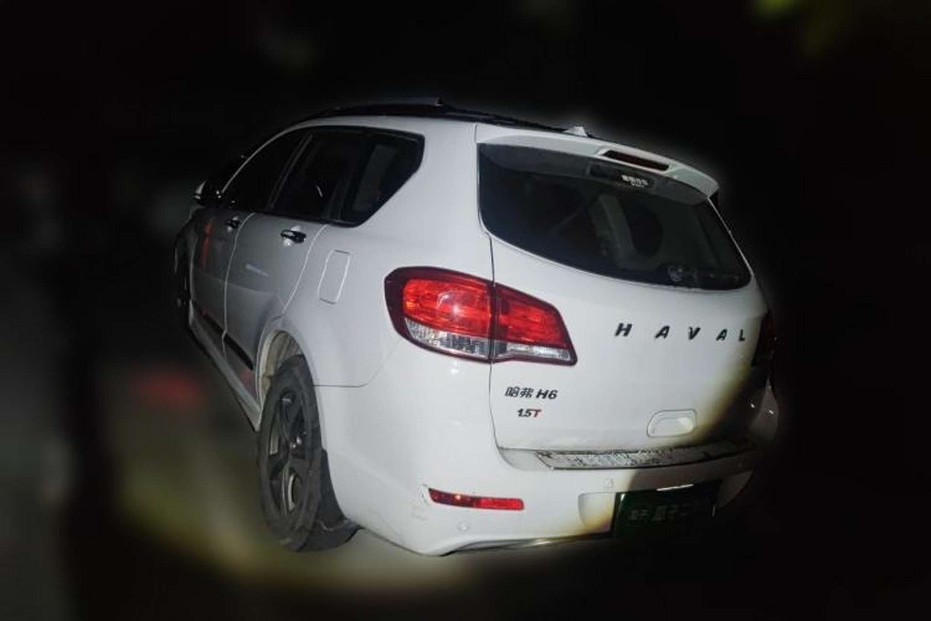 Used Haval H6 2017 Classic Edition 1.5T Automatic Two-Wheel Drive Elite Model Exterior 3