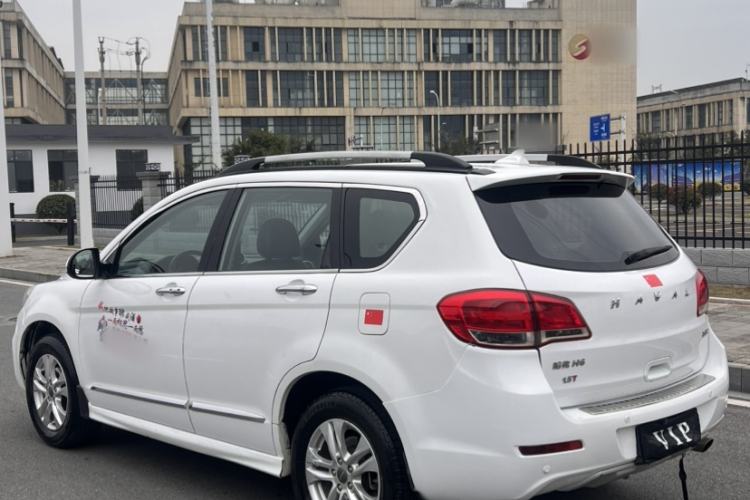 Used Haval H6 2017 Classic Edition 1.5T Automatic Two-Wheel Drive Urban Model Exterior 3