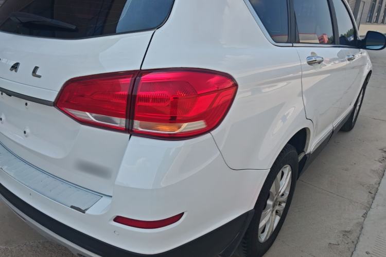 Used Haval H6 2017 Blue Label Sport Edition 1.5T Manual Two-Wheel Drive Elite Model Exterior 3