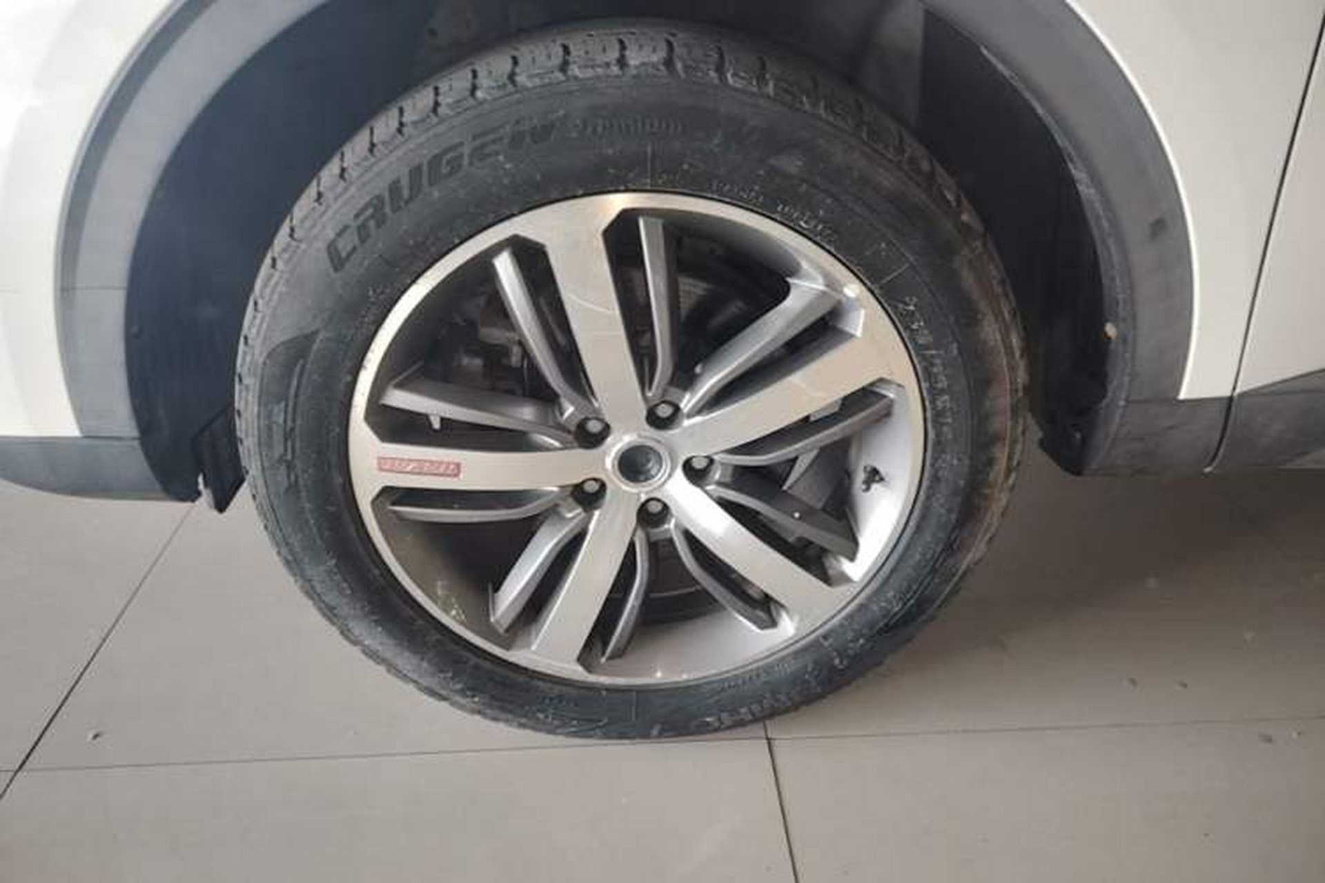 Used Haval H6 2017 Red Label 2.0T Automatic Two-Wheel Drive ZhiShang Model Exterior 4