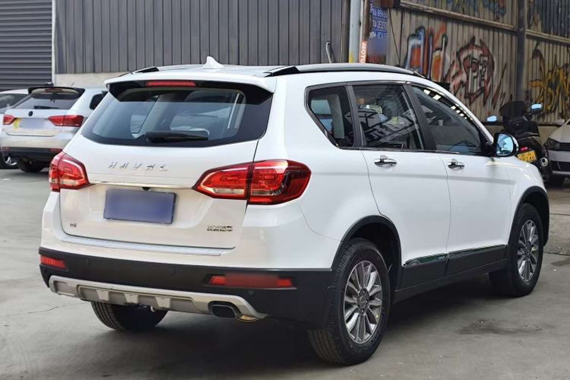 Used Haval H6 2017 Red-Label Sport Edition 1.5T Automatic Two-Wheel Drive Luxury Model Exterior 4