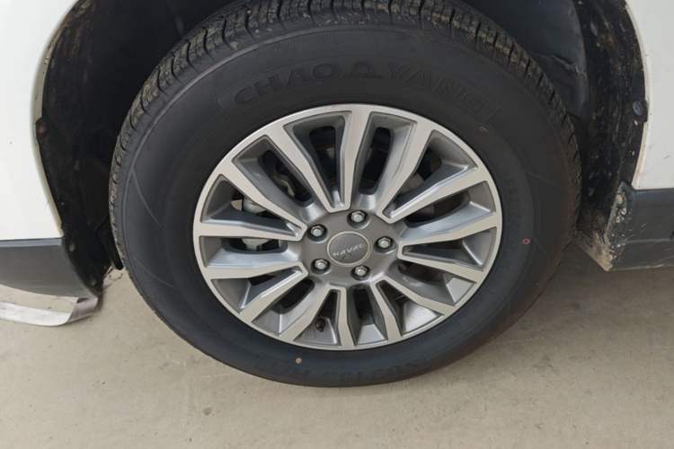 Used Haval H6 2017 Revised Blue-Label Sport Version 1.5T Automatic Two-Wheel Drive Luxury Trim Exterior 4