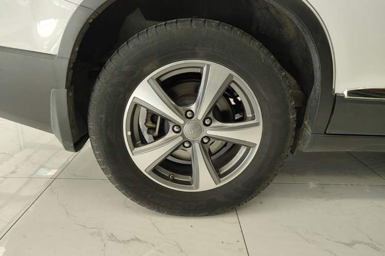 Used Haval H6 2017 Red-Label Sport Edition 1.5T Manual Two-Wheel Drive Elite Model Exterior 5