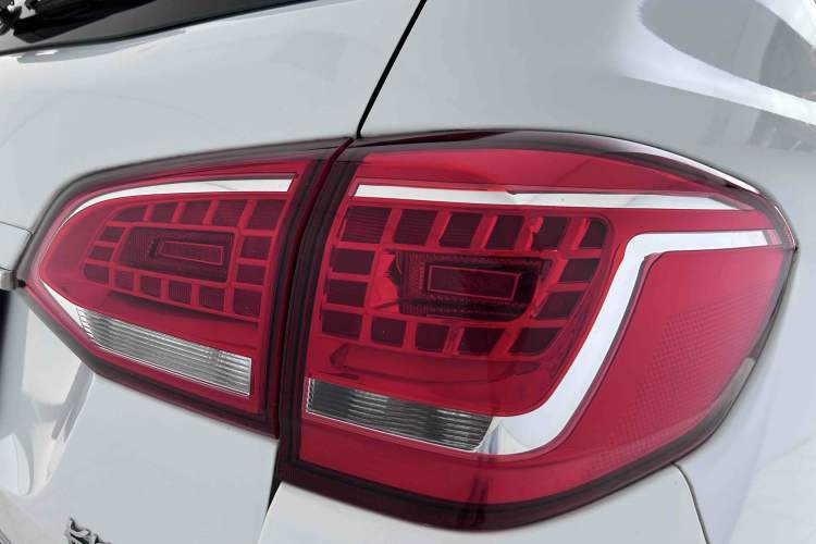 Used Haval H6 2017 Red-Label Sport Edition 1.5T Automatic Two-Wheel Drive Luxury Model Exterior 7