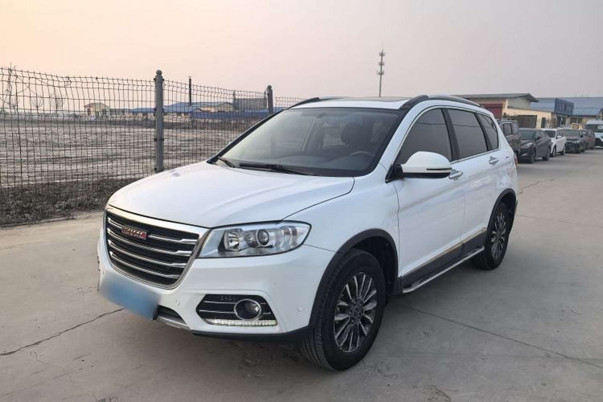 Used Haval H6 2017 Red-Label Sport Edition 1.5T Automatic Two-Wheel Drive Luxury Model Front Left 45 Deg