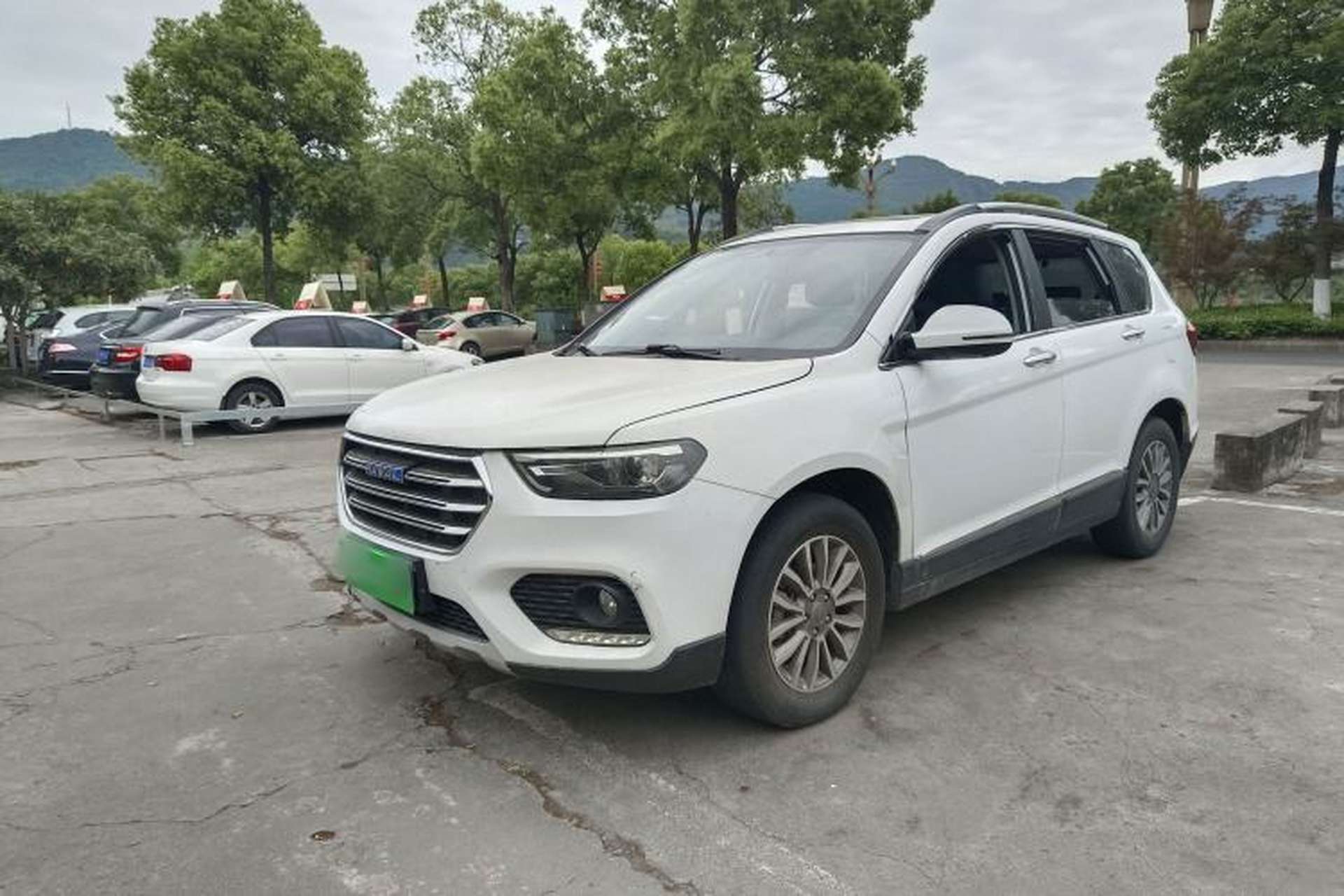 Used Haval H6 2017 Blue Label Sport Edition 1.5T Automatic Two-Wheel Drive Luxury Model Front Left 45 Deg