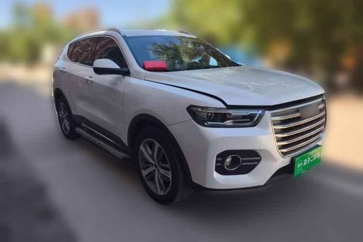 Used Haval H6 2017 Red Label 2.0T Automatic Two-Wheel Drive ZhiShang Model Front Right 45 Deg